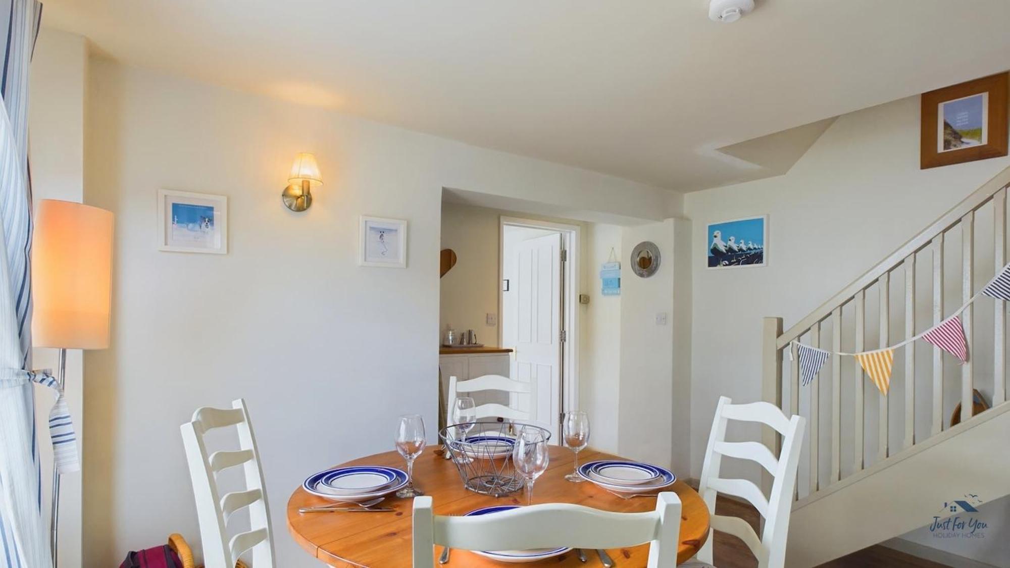 Boat House Sleeps 4 In The Centre Of The Sailing Mecca Of Cowes Villa Cowes  Exterior photo